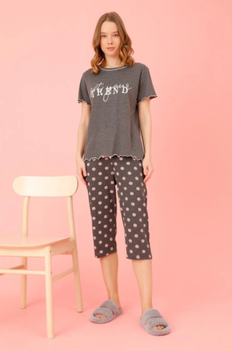 بيجامة نسائية برمودا