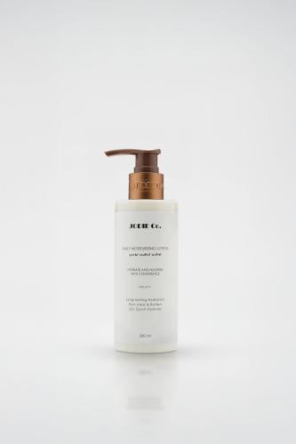 لوشن الترطيب اليومي لبشرة ناعمة ومشرقة طوال اليوم - فروتي - فواكه