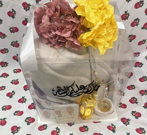 بوكس طقم سجادة مبطنه المحراب ( زهرة التوليب : ثوب...