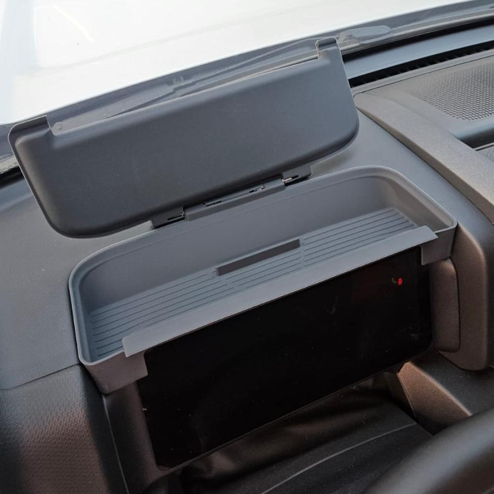Custom rear-screen storage box for Haval H9