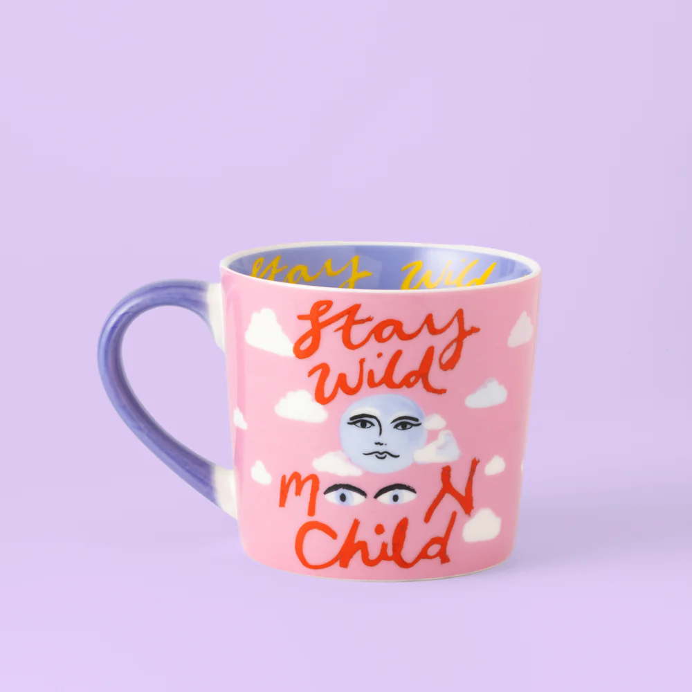 "Stay Wild, Moon Child" كوب