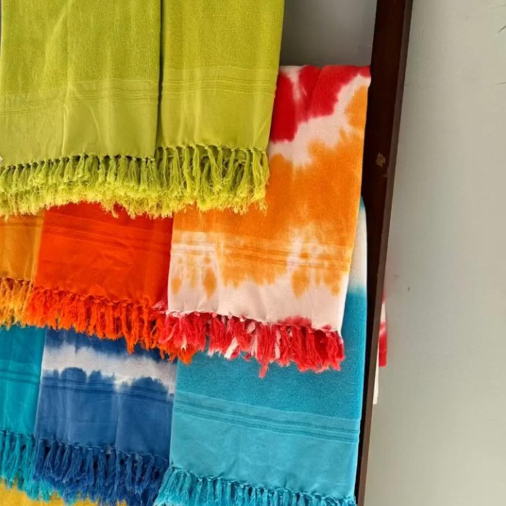 Tie Dye - منشفة بحر (أحمر)