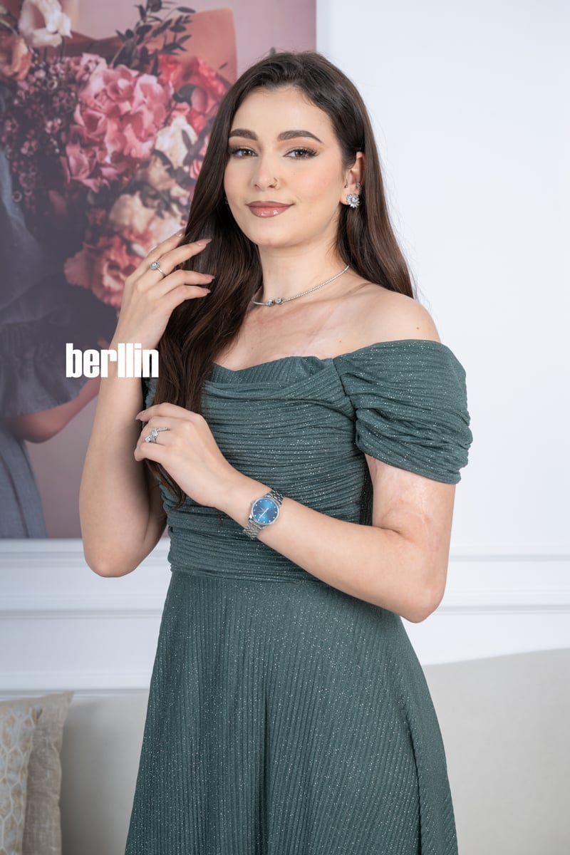 فستان أخضر داكن طويل اوف شولدر بطيات أنيقة