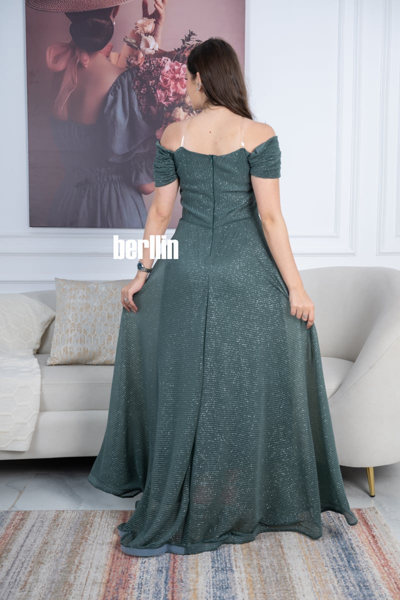 فستان أخضر داكن طويل اوف شولدر بطيات أنيقة