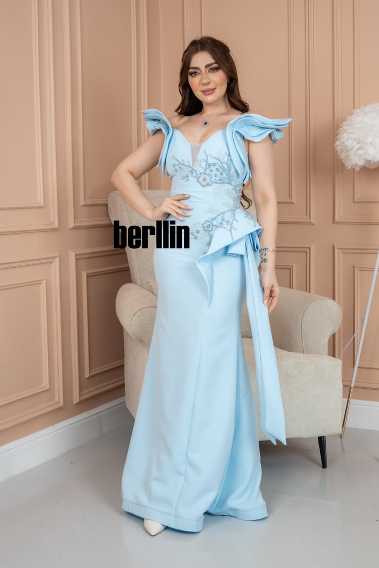 فستان سهرة فستان سهرة طويل ماسك مميز بالتطريز لون سماوي