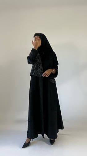 عباية شامواه أسود ناعم و تويد فاخر بقصة كلوش