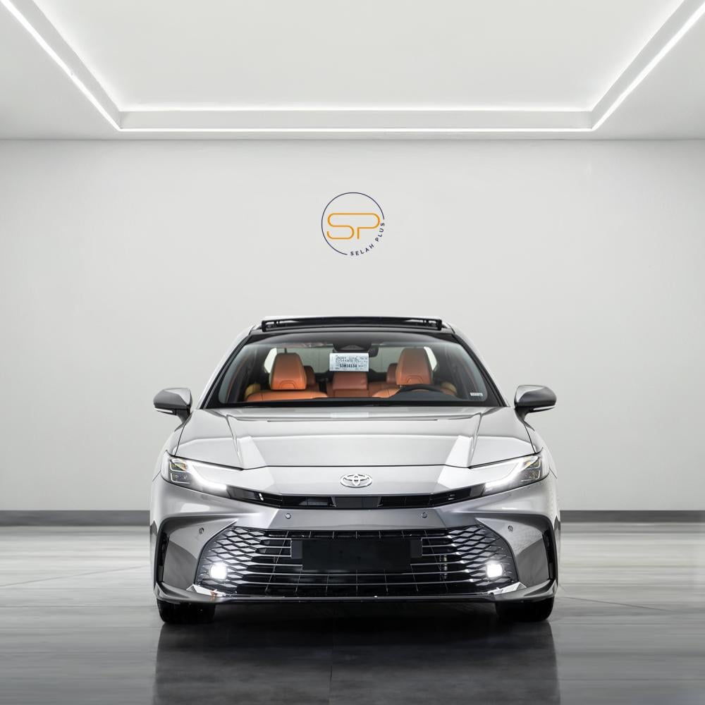 Sedan 2025 – Car with Driver