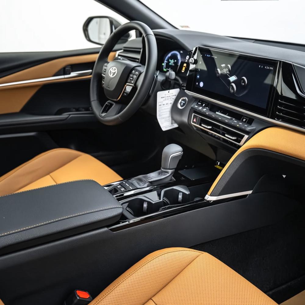 Sedan 2025 – Car with Driver