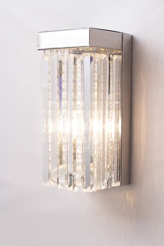 جداري مودرن بتعليقات كريستال وزجاج لون فضي