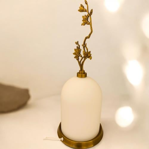 مصباح طاوله باللمس مودرن