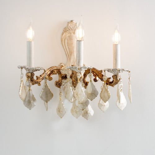 جداري كلاسيك لون ابيض مع ذراع تعتيق ذهبي