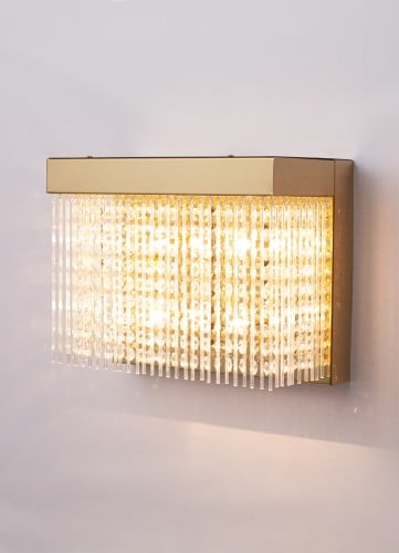 جداري مودرن بتعليقات كريستال وزجاج لون ذهبي