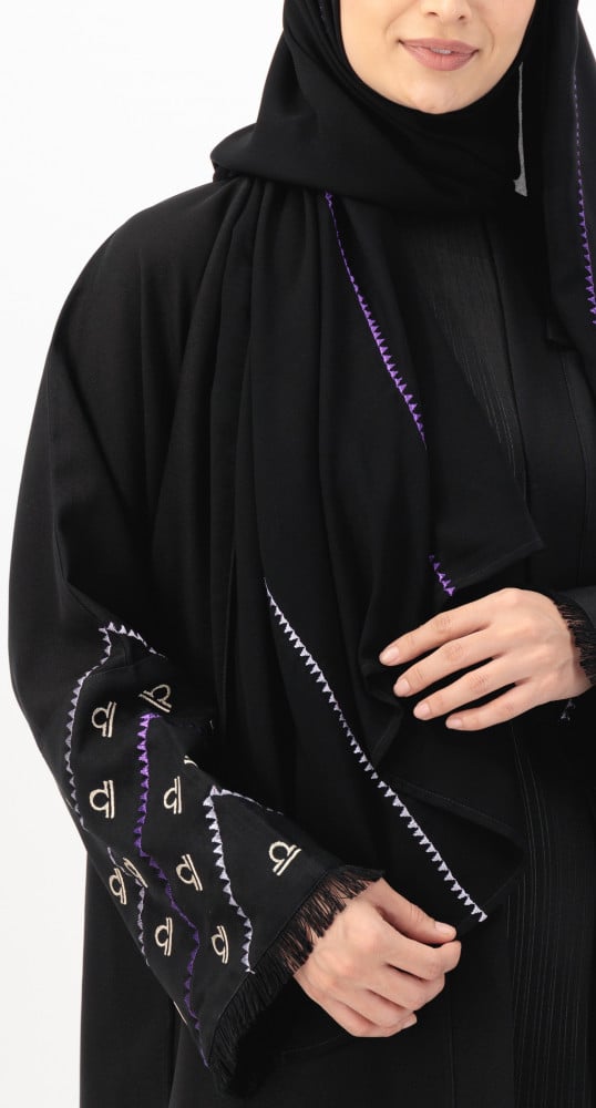 عباية تطريز برج الميزان