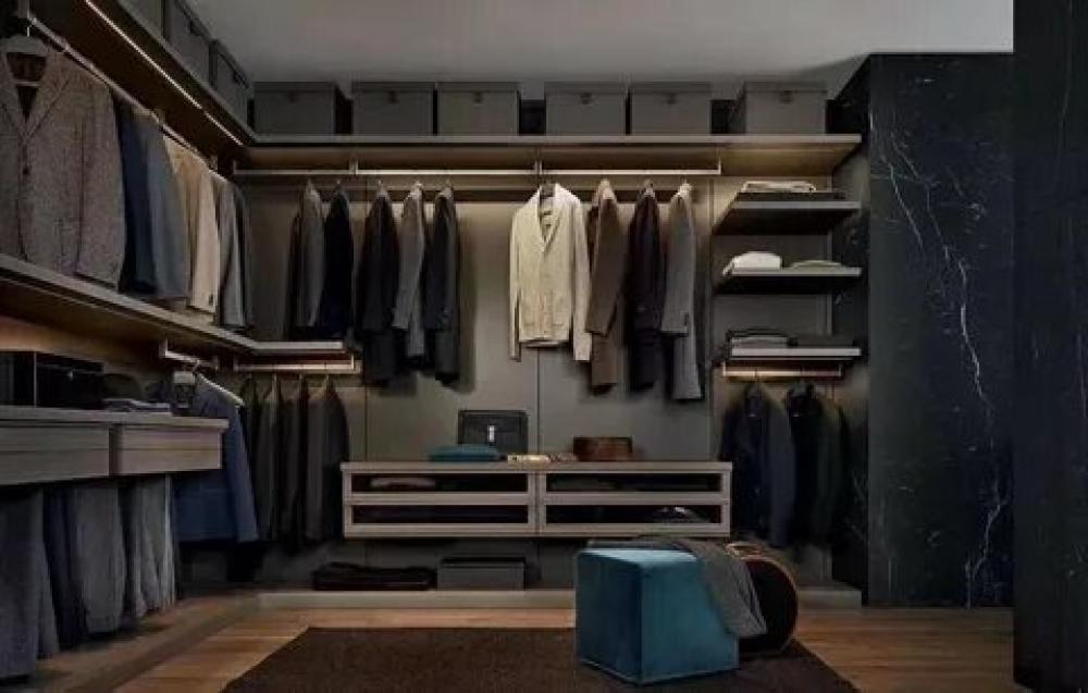 Essential pieces of clothing in every man's wardrobe