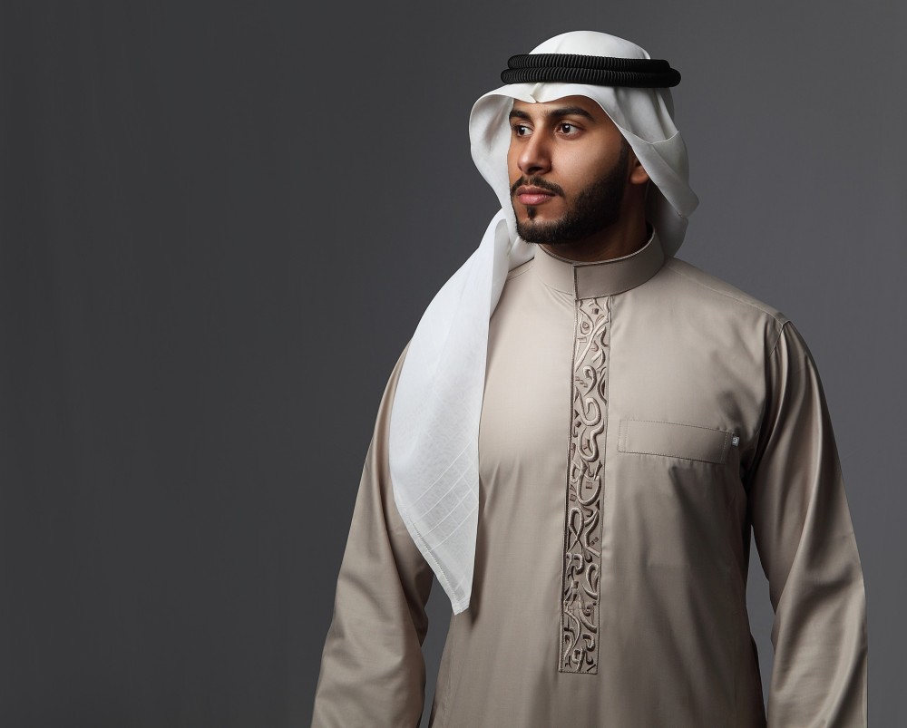 Traditional Saudi dress for men