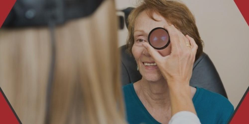 تنظير العين كيف يتم إجراء تنظير العين؟