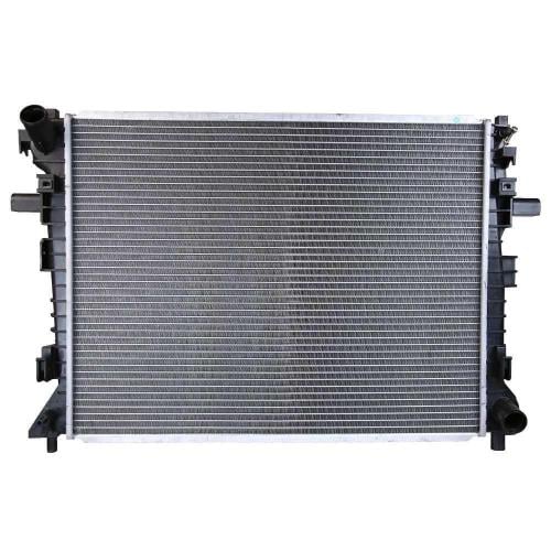 رديتر ماء فورد كراون فكتوريا - جراند مركيز 2006-2011 امريكي تجميع صيني