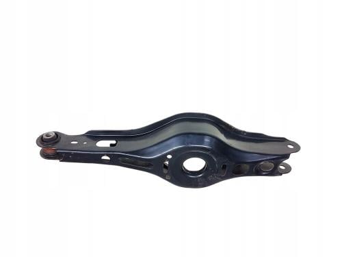 مقص خلفي تويوتا كامري 2018-2023 اصلي