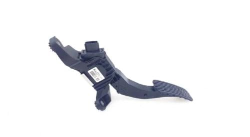 دعسه بنزين هيونداي إلنترا 2017-2020 اصلي