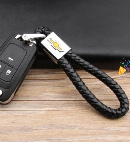 ميدالية مفتاح بشعار شفر من الجلد والحديد