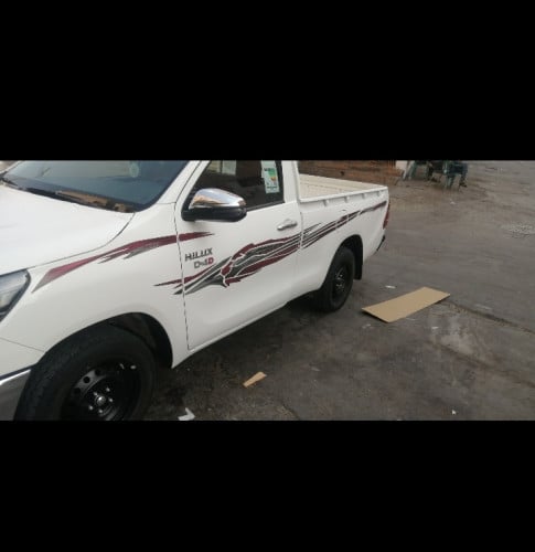 خط شطرطون هايلوكس 2024 سعودي