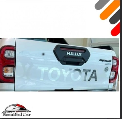 كتابة تويوتا خلفي 2022 تويوتا هايلوكس ادفنشر خامه ايطالي