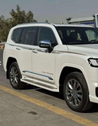 خط شطرطون لاندكروزر قطري  في اكس ار 2026 vxr