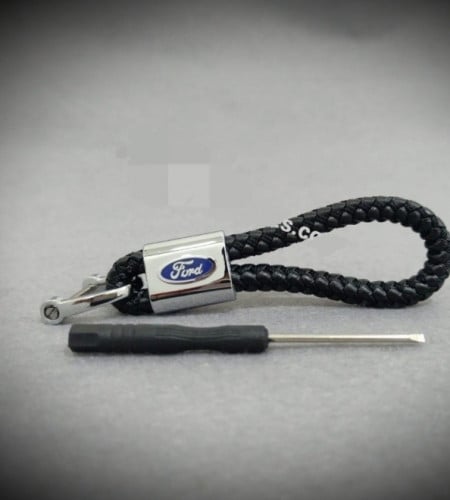 ميدالية مفتاح بشعار فورد من الجلد والحديد