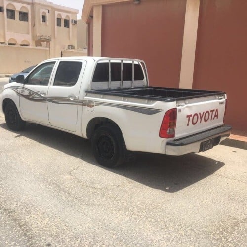 خط هايلوكس 2010 خليجي غمارة و غمارتين