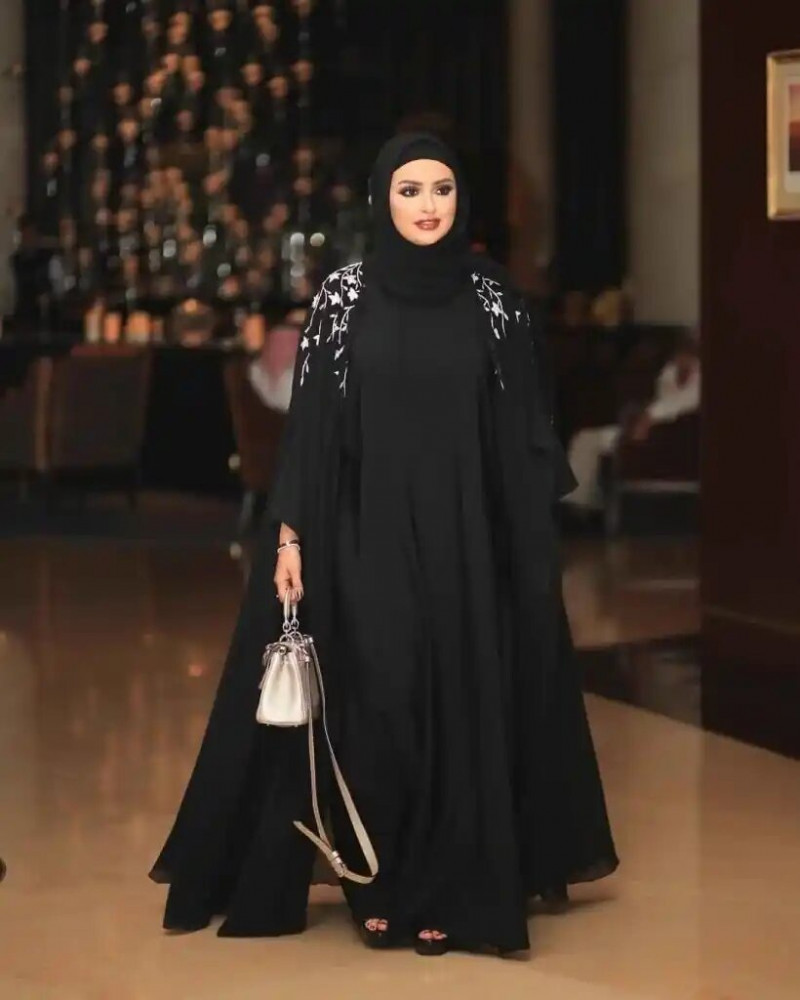 أقمشة العبايات المتميزة لعام 2019