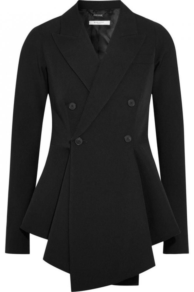 أفكار متنوعة لتنسيق البليزر في ربيع 2020