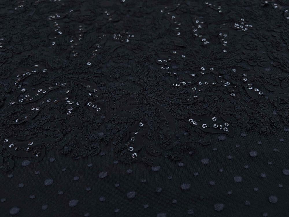 قطع سهرات تل مطرز