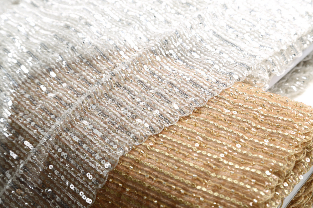 تل مطرز بخرز وترتر