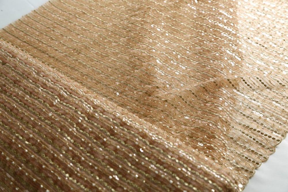 ما هو قماش ترتر ذهبي