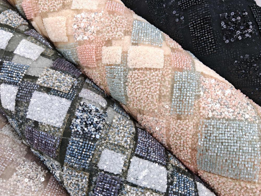 سهرات عرائس تل مطرز