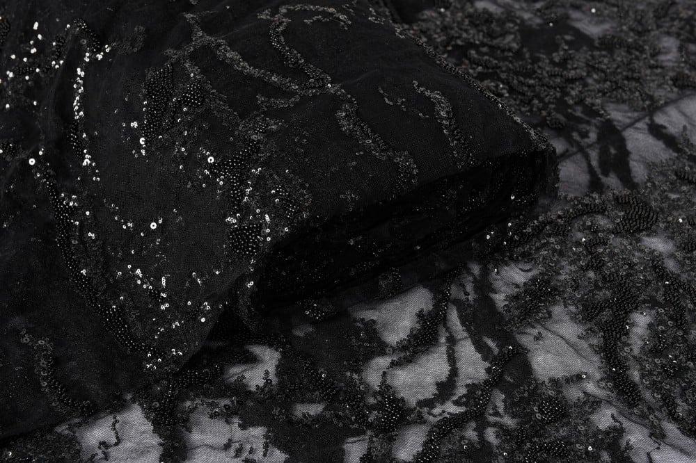 ما هو قماش ترتر اسود