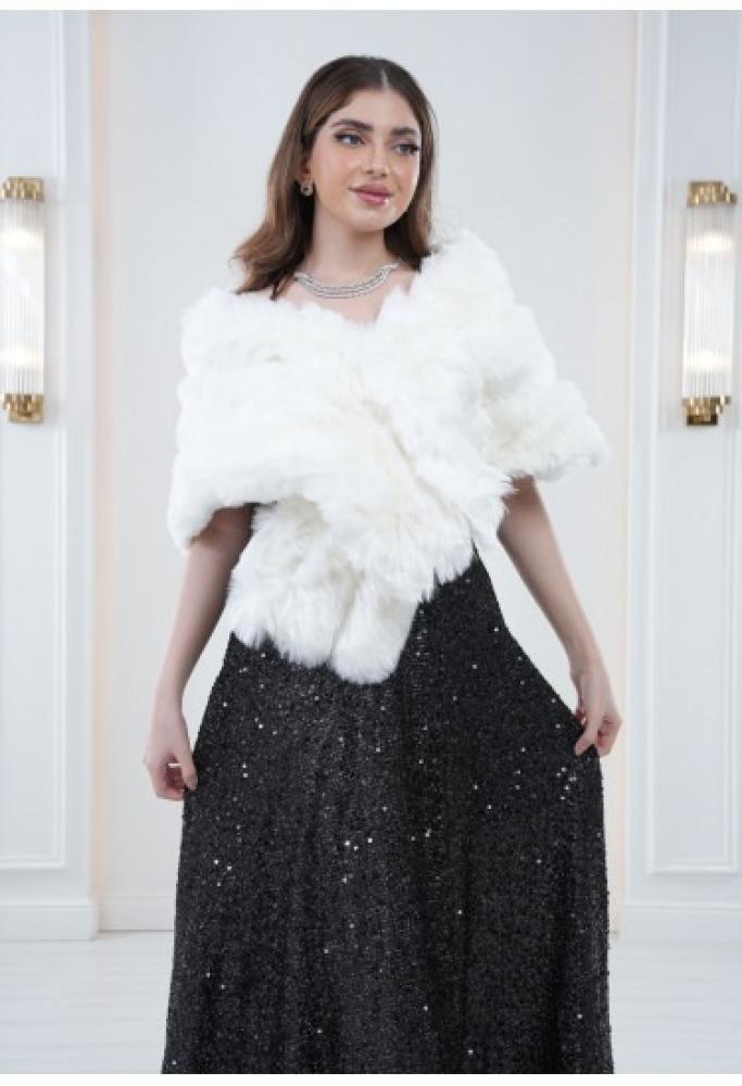 إطلالات أنيقة لسهرات شتاء 2020