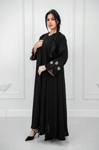 عباية كلوش تطريز كم بني