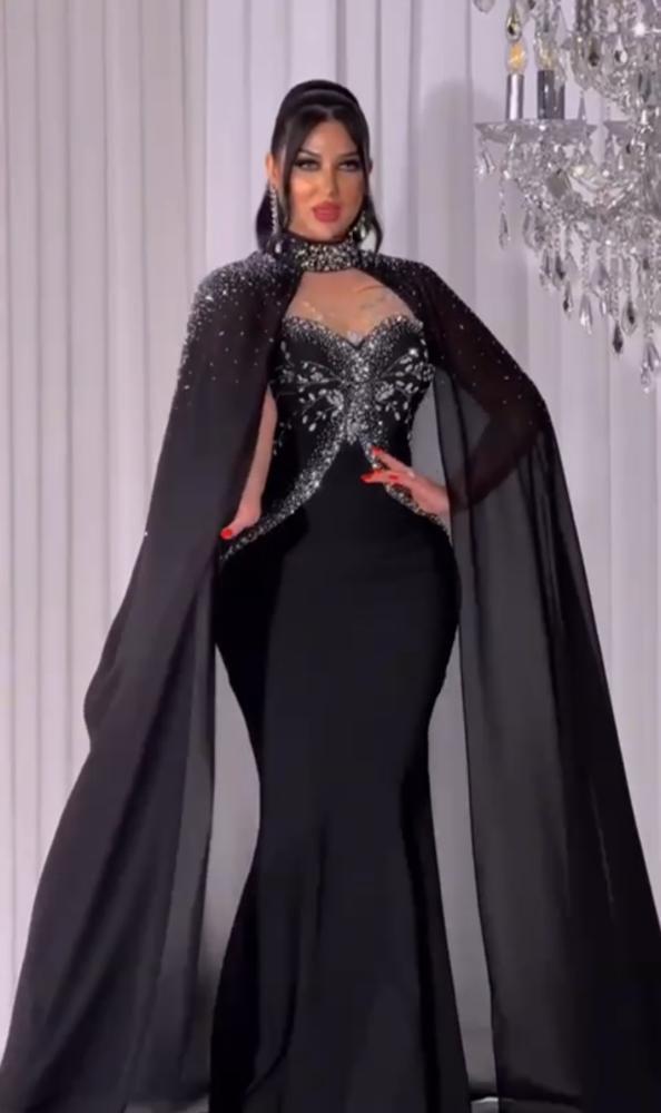 فستان سهره مطرز  تطريز يدوي متوفر بلونين