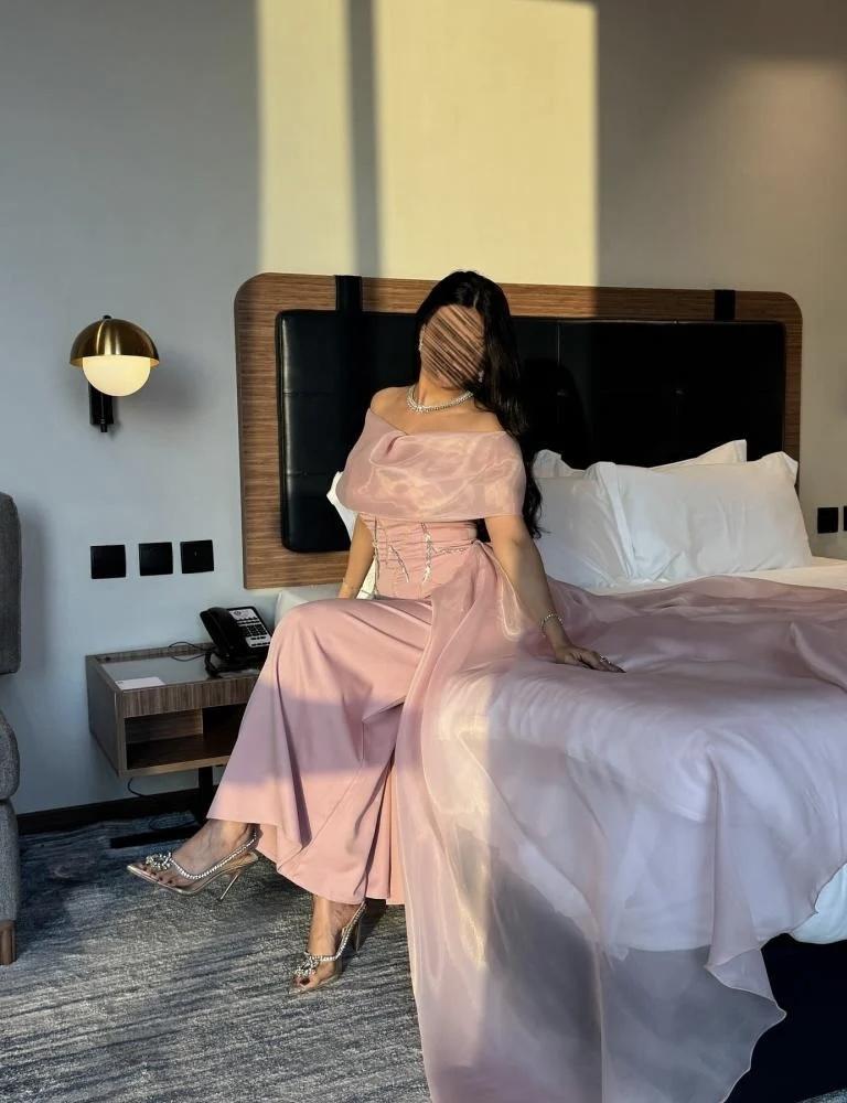 فستان سهرة بخامة اورجانزا وردي أنيق