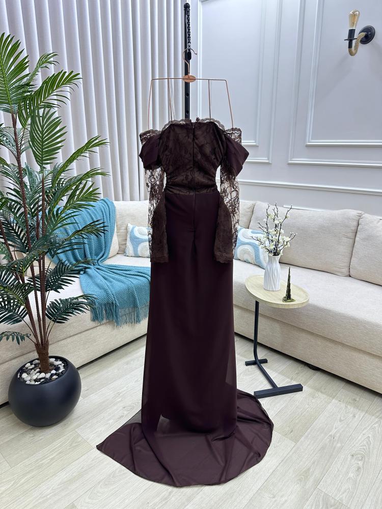 فستان سهرة اوف شولدر لون بني