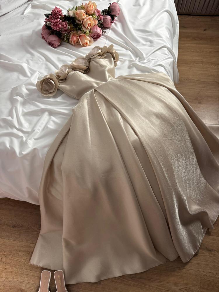 فستان سهره ميكادو روسي بصدر مورد