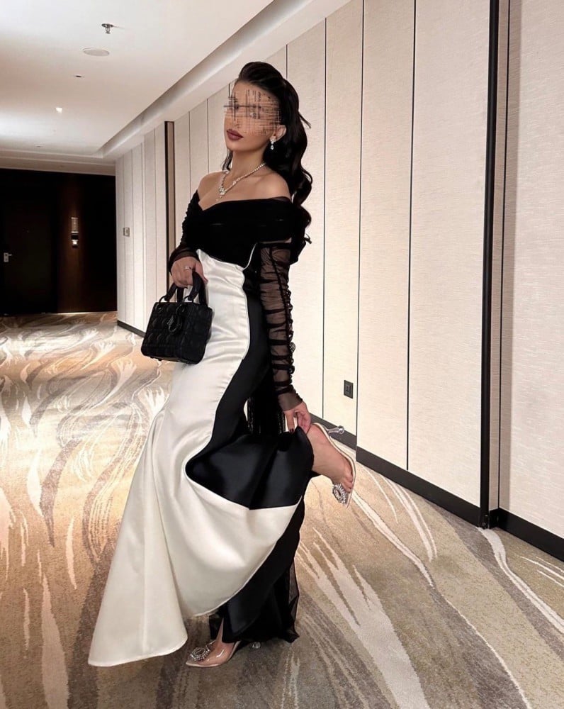 فستان ابيض واسود كلاسيكي انيق