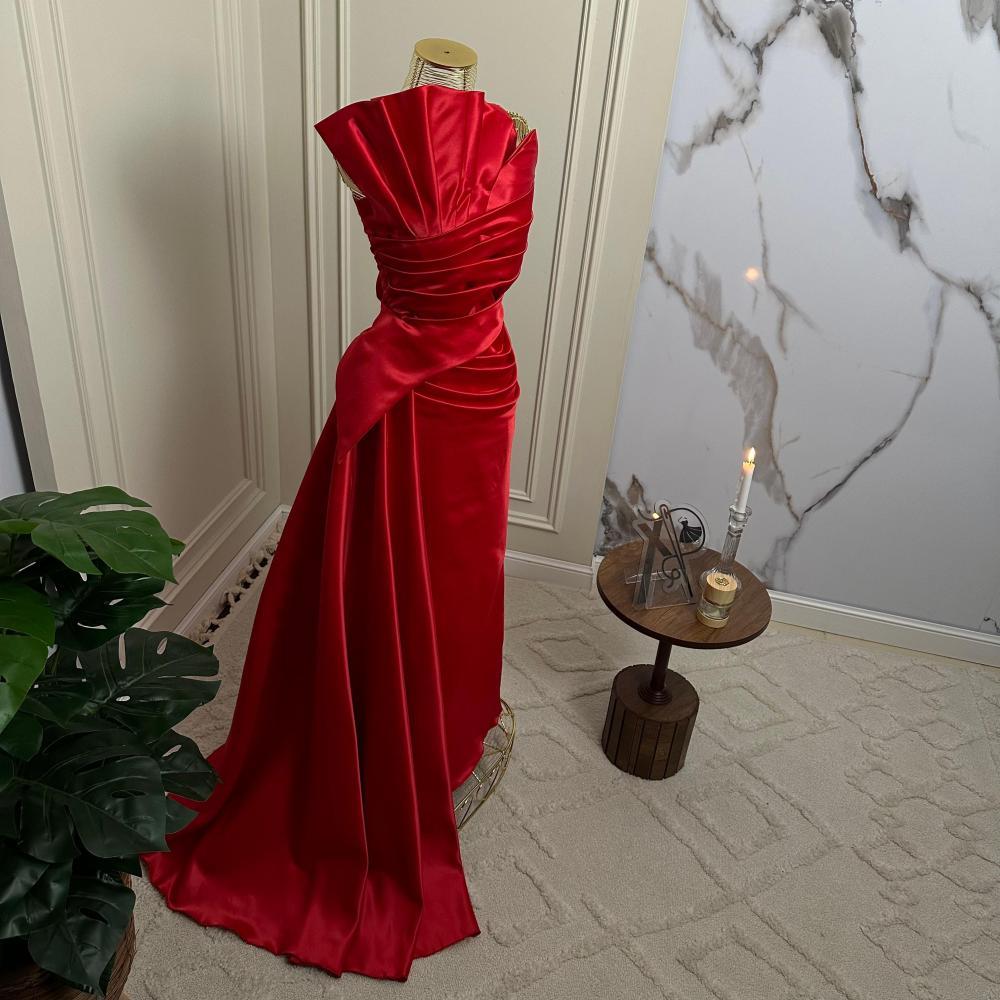 فستان سهرات تفته ناعم كسرات وذيل متجر رنا أحدث صيحات الأزياء