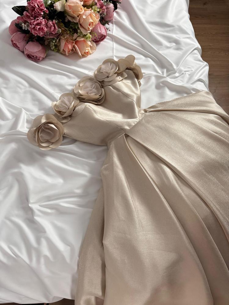 فستان سهره ميكادو روسي بصدر مورد