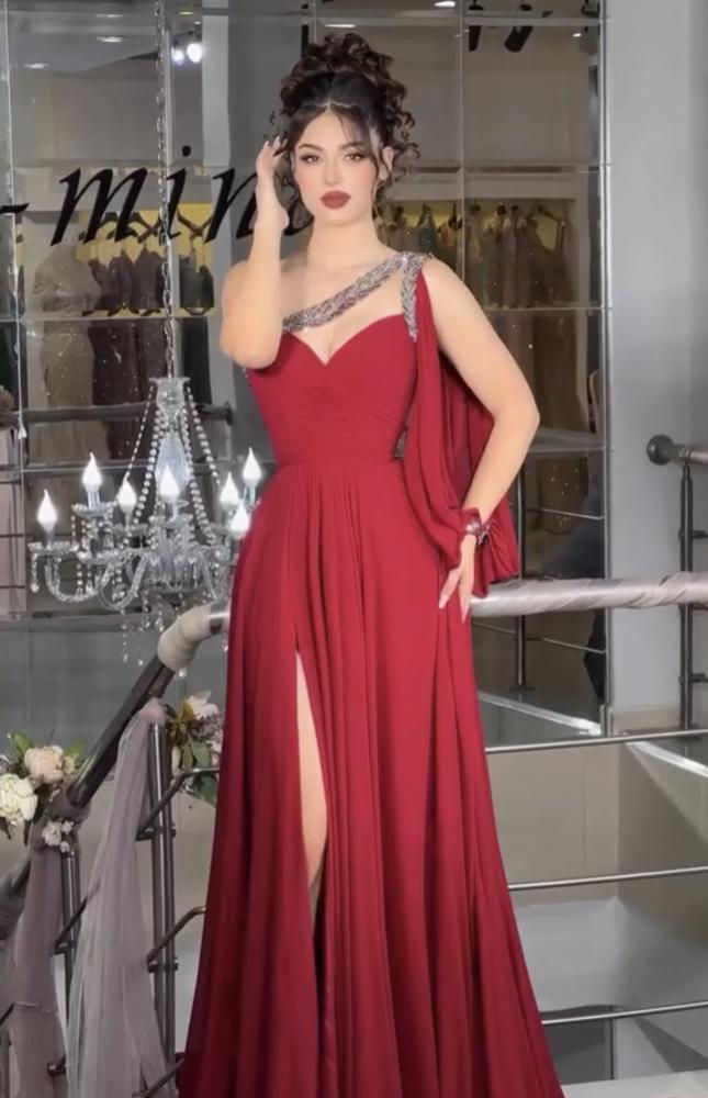 فستان انيق متوفر بلونين