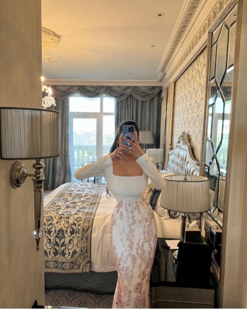 فستان فخم مطرز