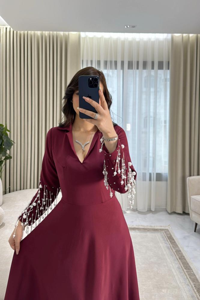 فستان سهره ناعم برغندي مزين بخرز واللؤلؤ