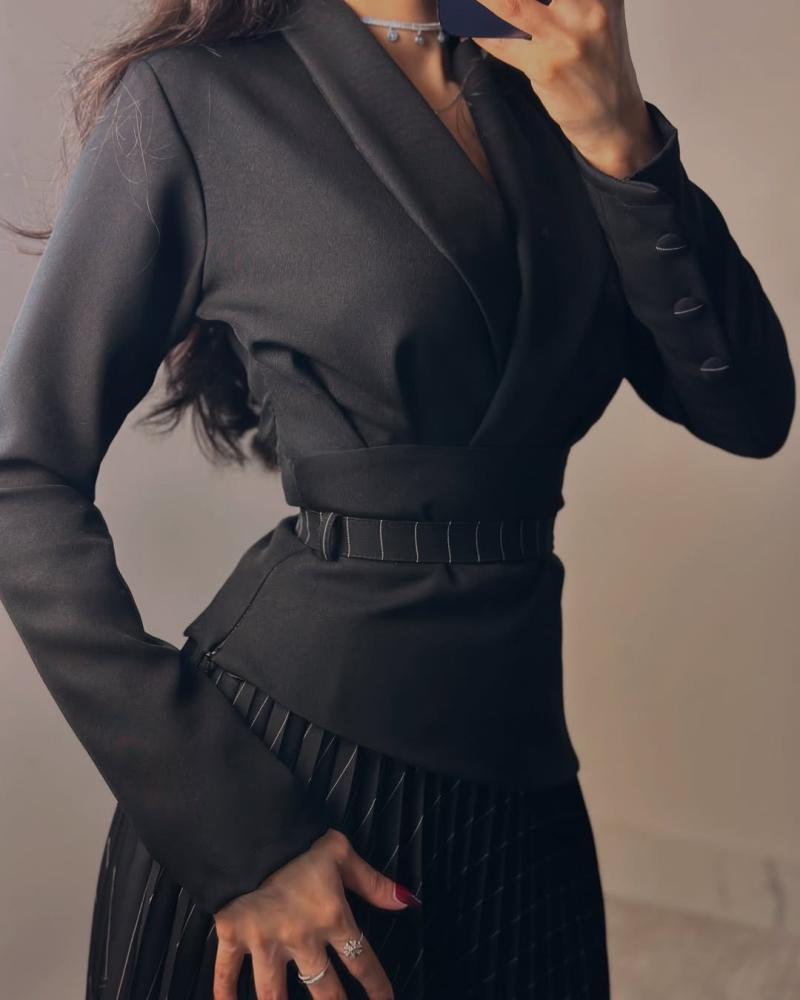 طقم العيد بتصميم ملكي أنيق