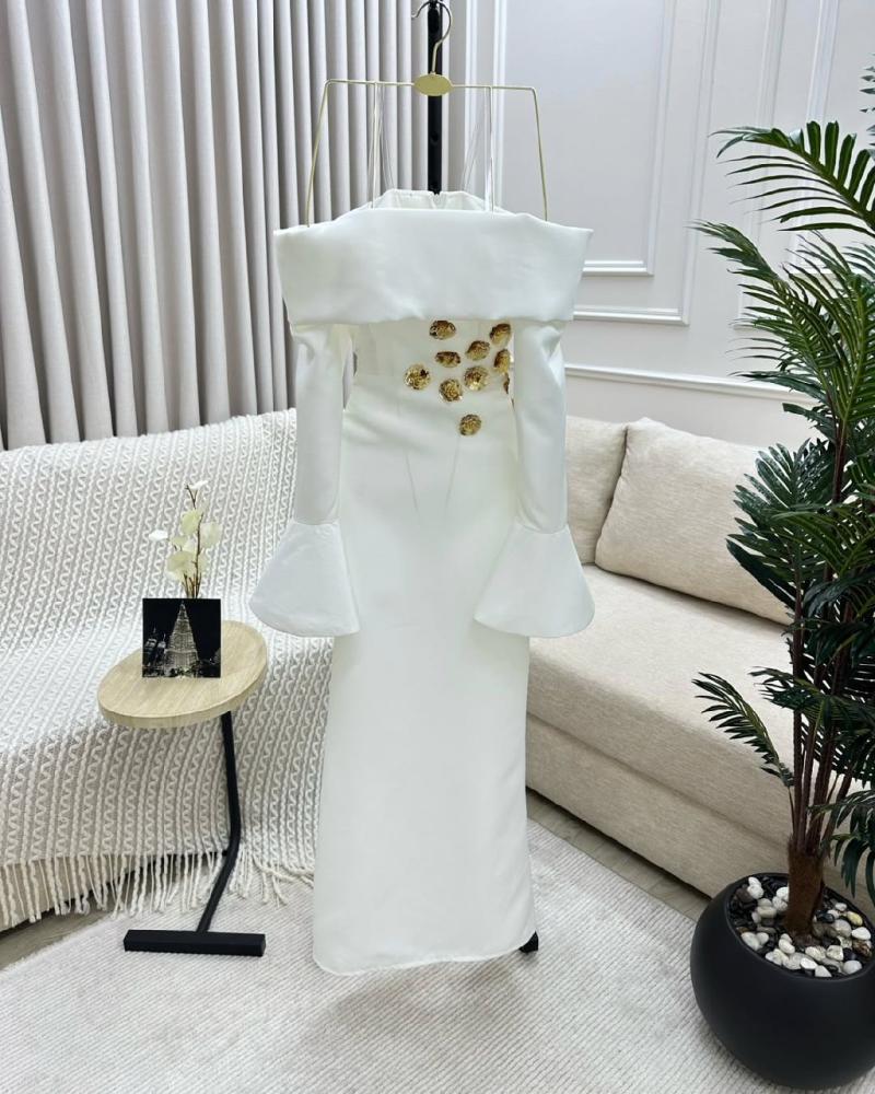 فستان أبيض بتصميم باربي للعيد